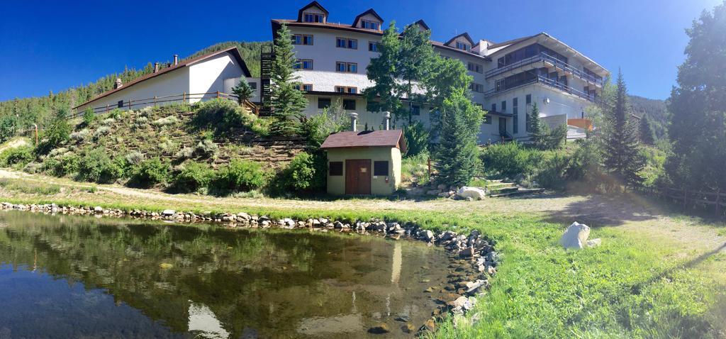 Monarch Mountain Lodge Bagian luar foto